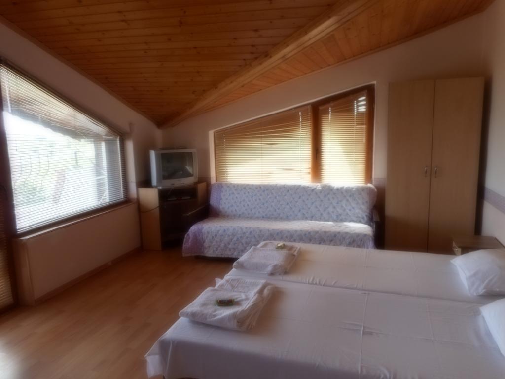 Guest Rooms Ribarska Hizha Shabla Camera foto