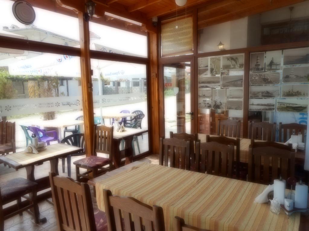 Guest Rooms Ribarska Hizha Shabla Esterno foto
